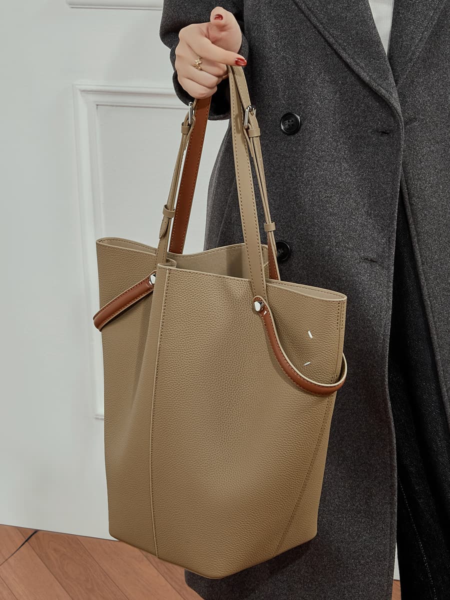 Handcrafted leather crossbody bag