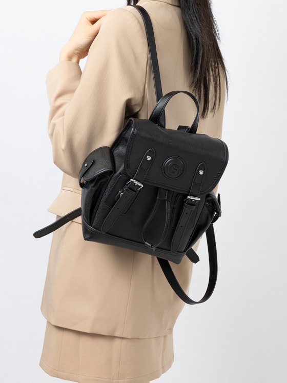 High Capacity Leather Bag with Spacious Compartments - Premium Handbag with Smart Storage